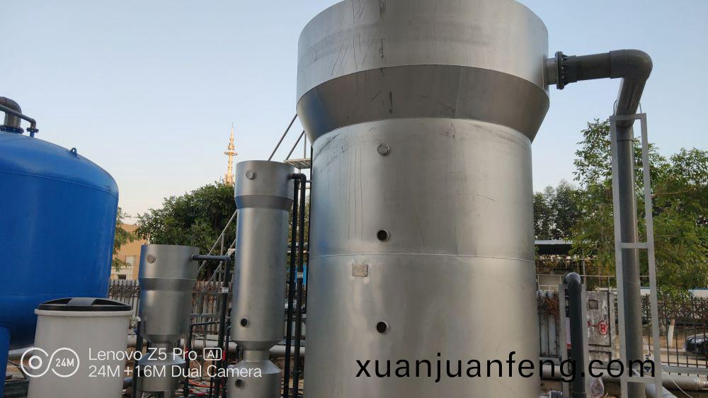 廣(guang)東(dong)某(mou)某(mou)紡(fang)織100噸(dun)輭(ruan)化(hua)水(shui)工程(cheng)