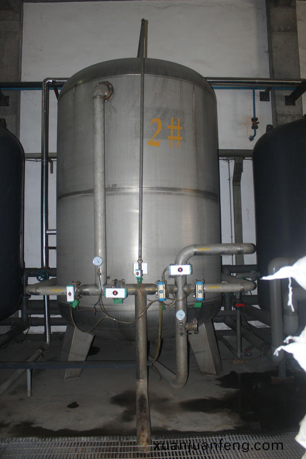 廣州某(mou)某100噸輭(ruan)化(hua)水(shui)工(gong)程