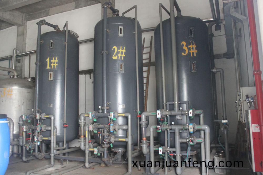 廣(guang)州某某(mou)100噸輭(ruan)化水(shui)工(gong)程