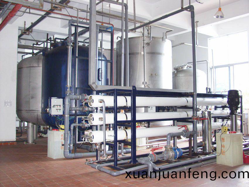 反滲透(tou)飲料(liao)純(chun)水(shui)係(xi)統(tong)